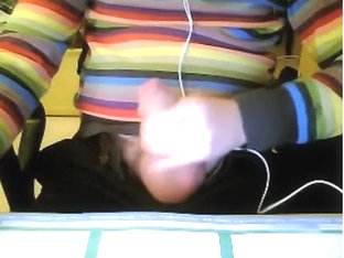 str8 uncut english boyfrend jerking off on livecam
